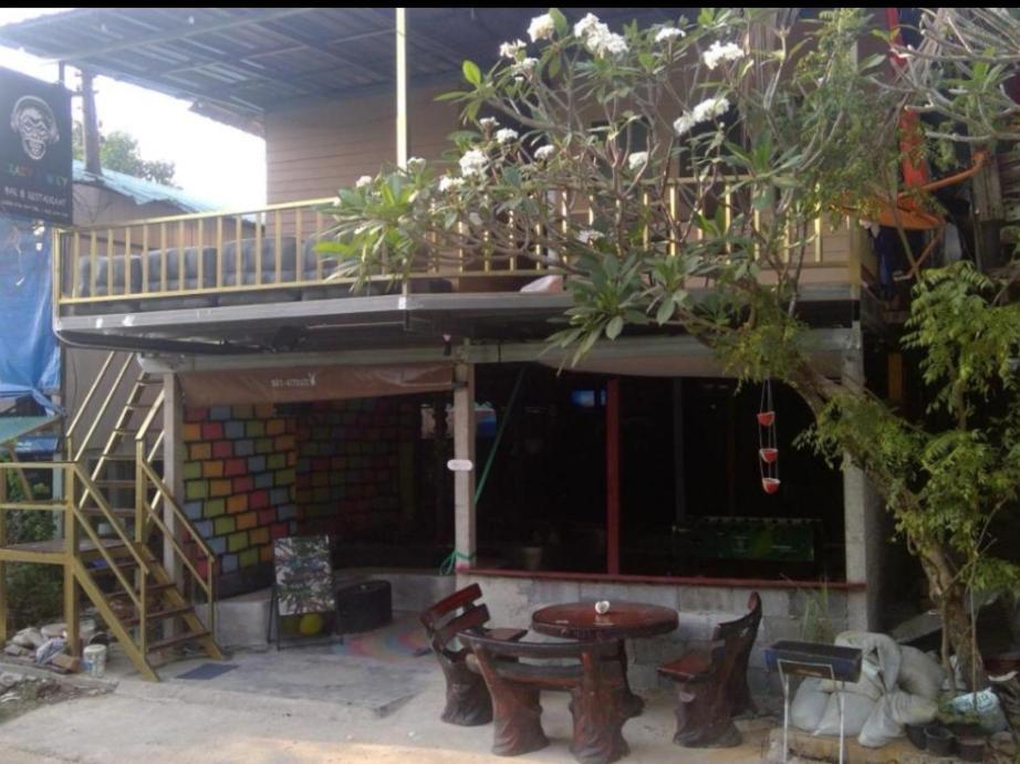 达叻府 Crazy Monkey酒店 外观 照片